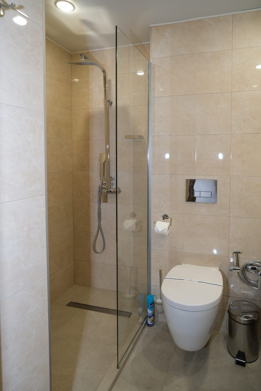 Душевая кабина