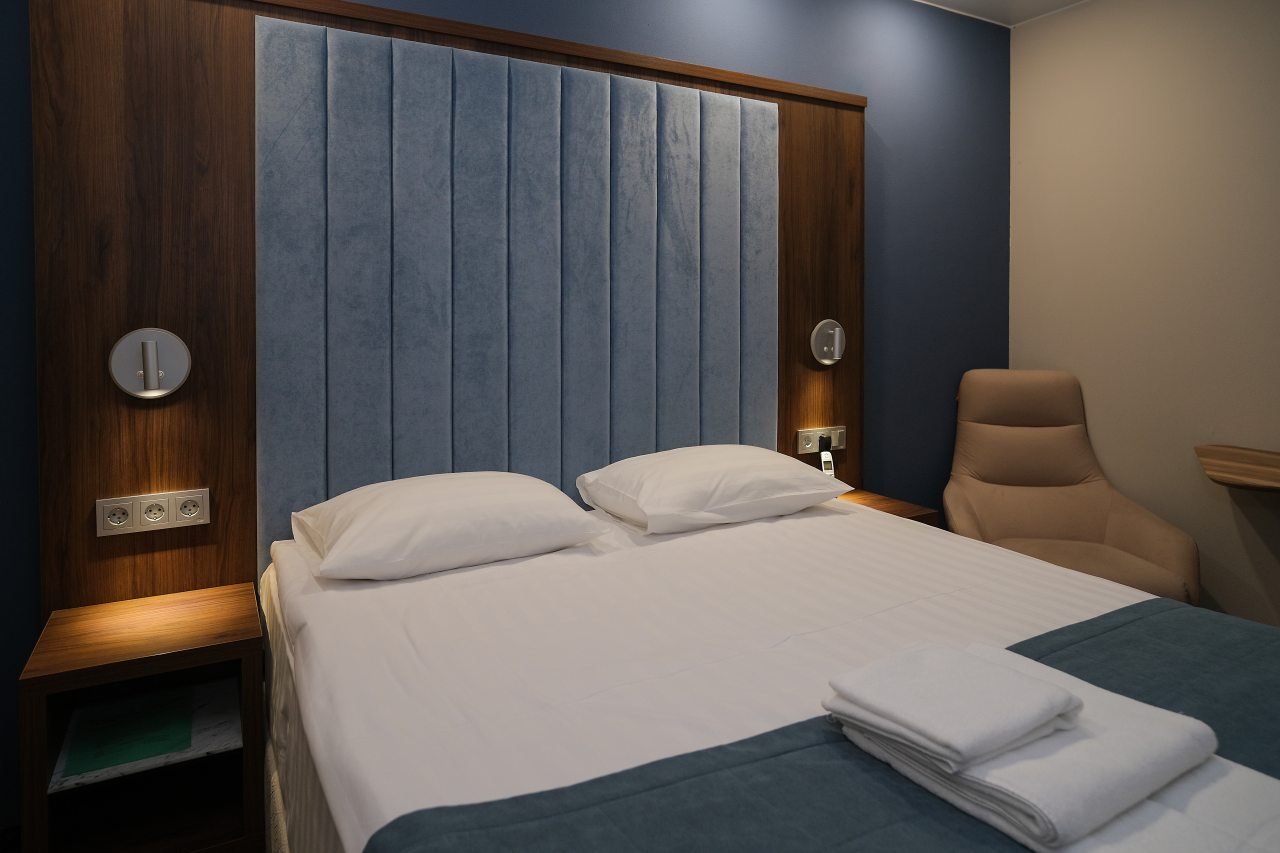 Кровать 160 см., возможно двухместное размещение