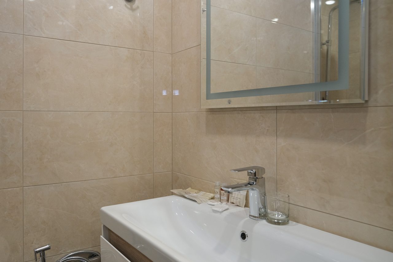 Принадлежности для душа.