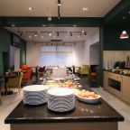 Завтрак «шведский стол».