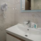 Принадлежности для душа.