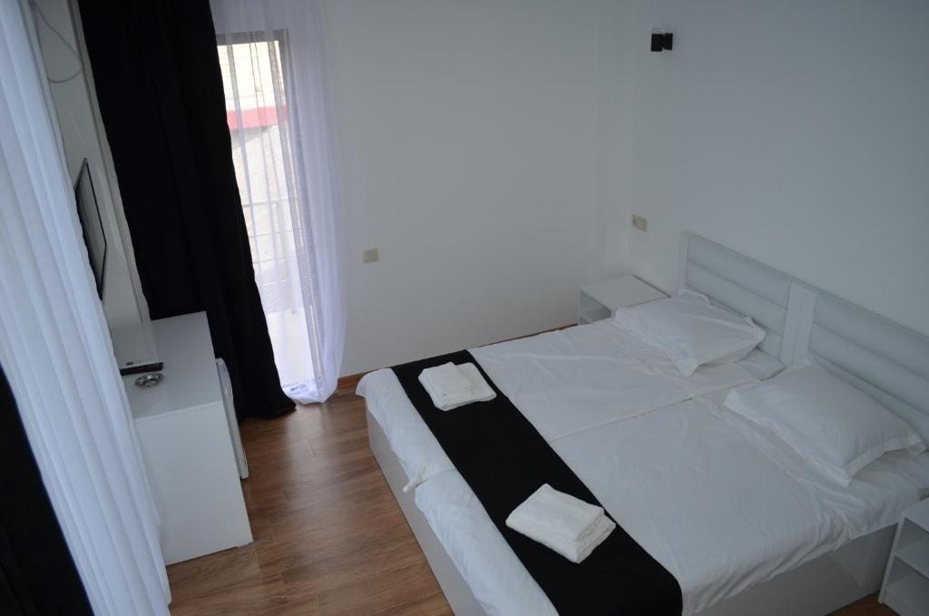Двухместный (Двухместный номер с 1 кроватью или 2 отдельными кроватями, вид на город) апартамента White Hotel, Кобулети