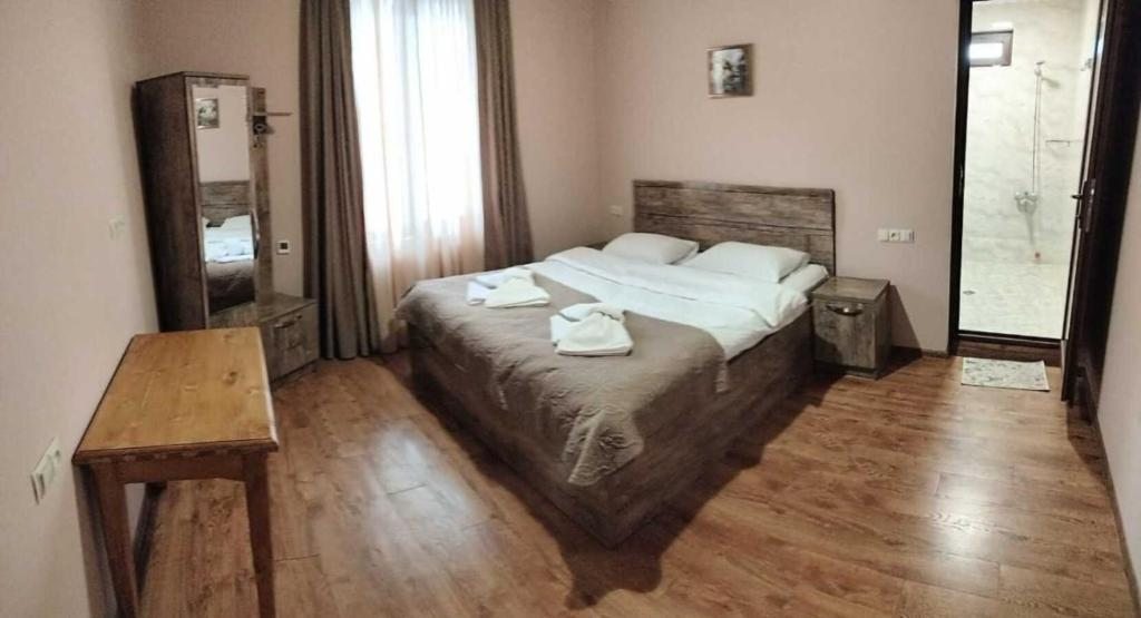Двухместный (Двухместный номер Делюкс с 1 кроватью или 2 отдельными кроватями) гостевого дома Lisaneli, Местиа