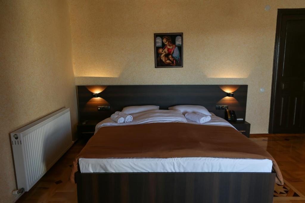 Двухместный (Двухместный номер с 1 кроватью и террасой) отеля Hotel History, Кутаиси