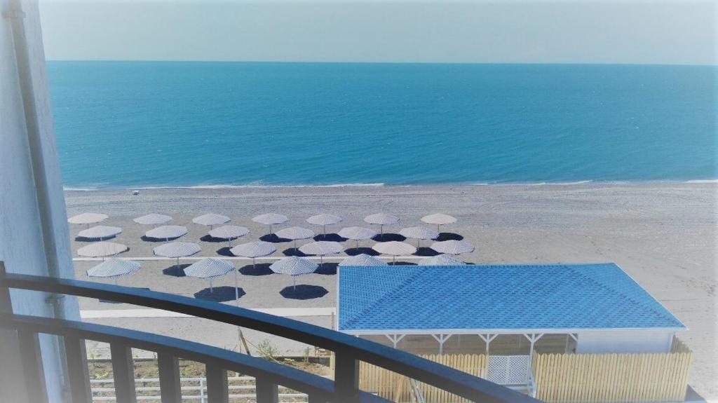 Сьюит (Двухкомнатный люкс категории А, главное здание) отеля Гостиница Paradise Beach, Алахадзы