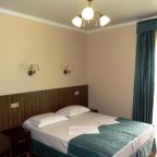 Четырехместный (Четырехместный номер с балконом), Guest House Ritsa