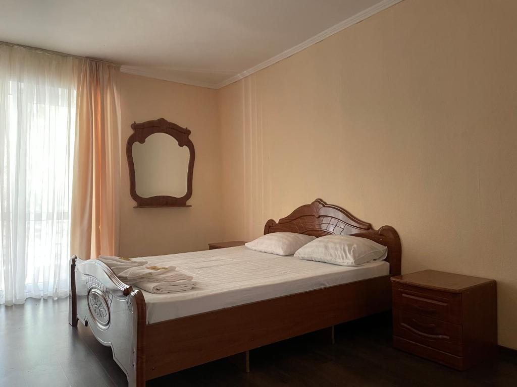Двухместный (Улучшенный двухместный номер с 1 кроватью или 2 отдельными кроватями) отеля Kodor Relax Hotel, Гагра