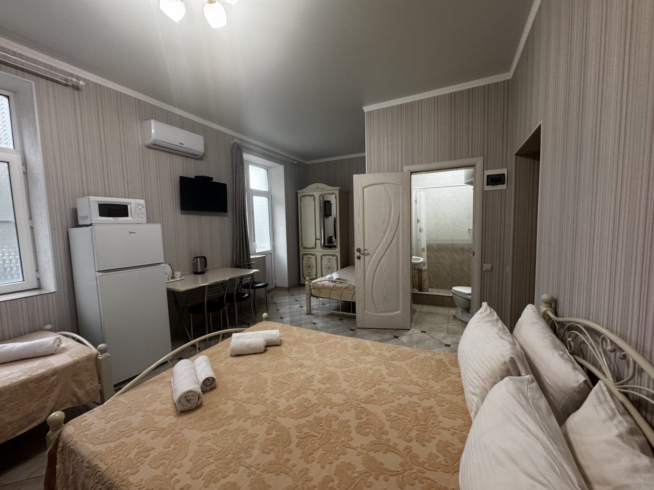 Пятиместный, Горный ручей