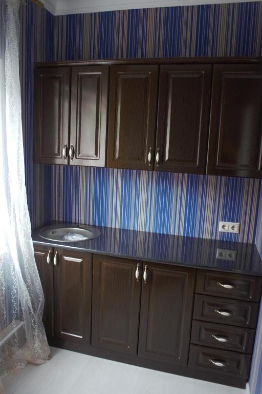 Трехместный (Трехместный номер с собственной ванной комнатой) гостевого дома Гостевой Дом У Анжелы на Демерджипа, Гагра