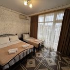 Трехместный (Трехместный номер), Акварель