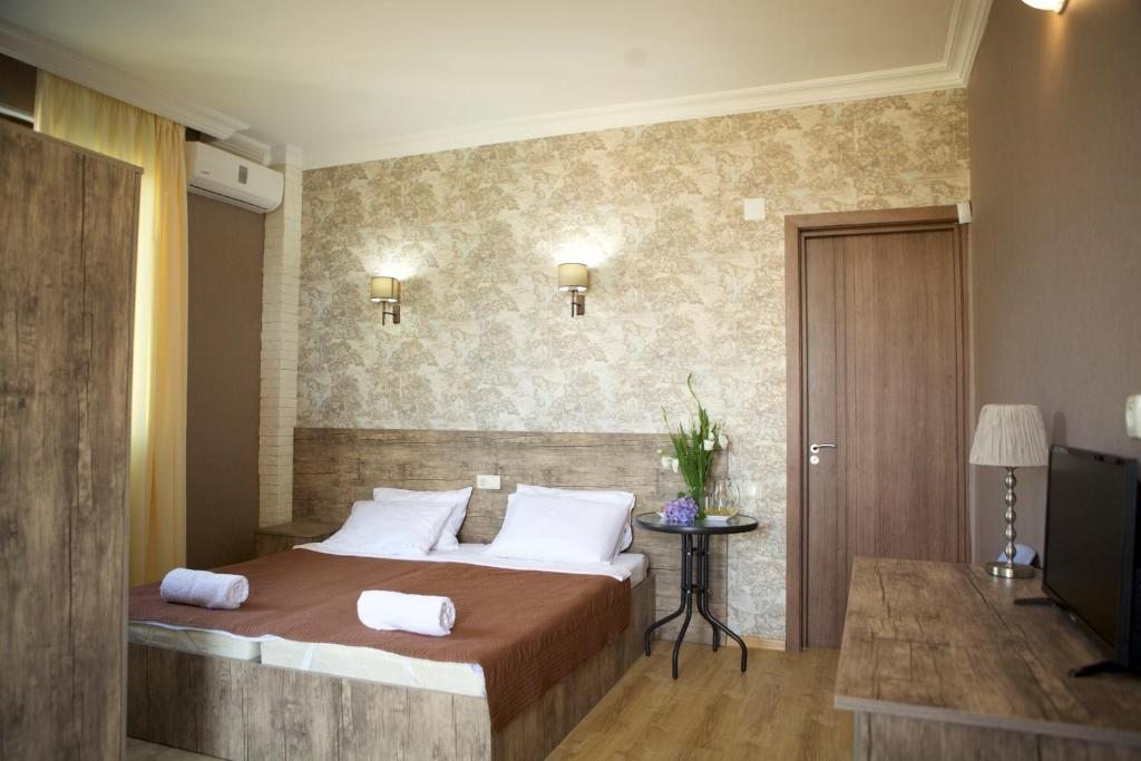 Двухместный (Двухместный номер Делюкс с 1 кроватью и балконом) отеля Terassa Hotel Kobuleti, Кобулети