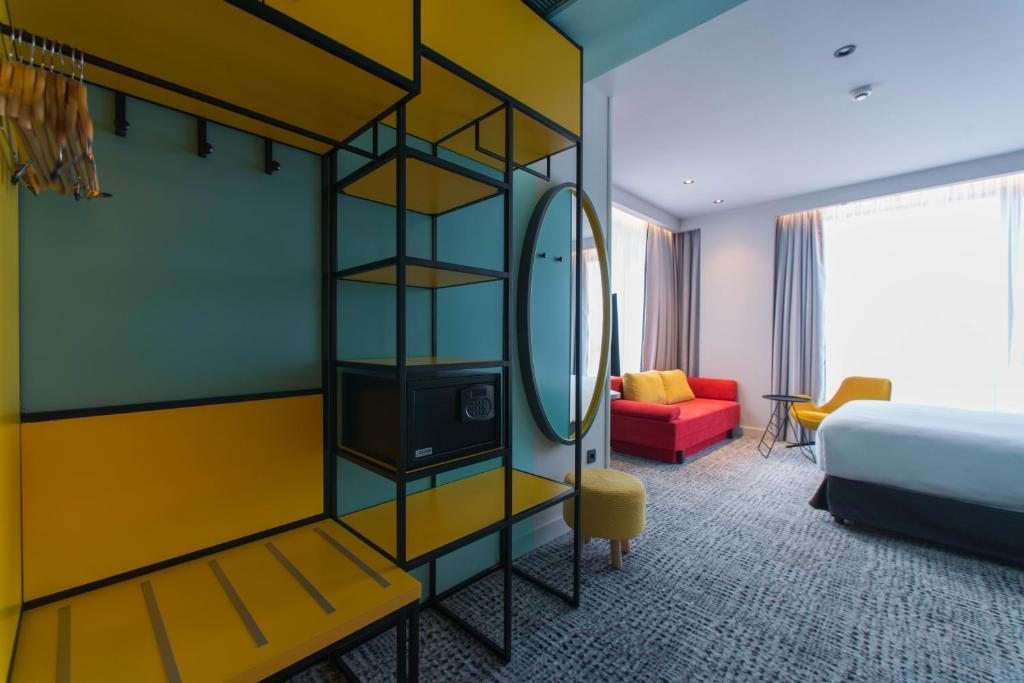 Двухместный (Улучшенный двухместный номер с 1 кроватью), ibis Styles Tbilisi Center