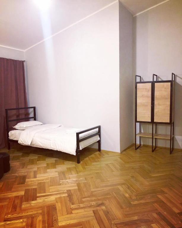 Трехместный (Трехместный номер) семейного отеля Red Door, Тбилиси