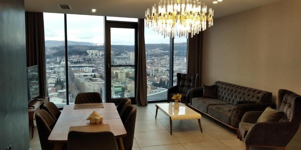 Апартаменты (Апартаменты с 2 спальнями) апартамента King David Residence Tbilisi, RGC Hospitality, Тбилиси