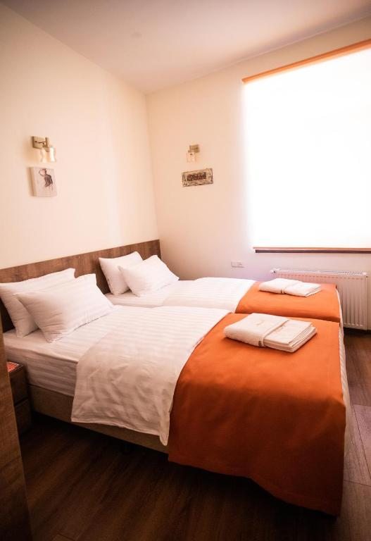 Двухместный (Двухместный номер с 2 отдельными кроватями) отеля Mariam R, Тбилиси
