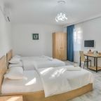 Семейный (Семейный номер), WESTAY Hotel