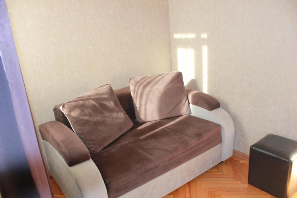 Двухместный (Двухместный номер с 2 отдельными кроватями и дополнительной кроватью) отеля Hotel A&K, Тбилиси