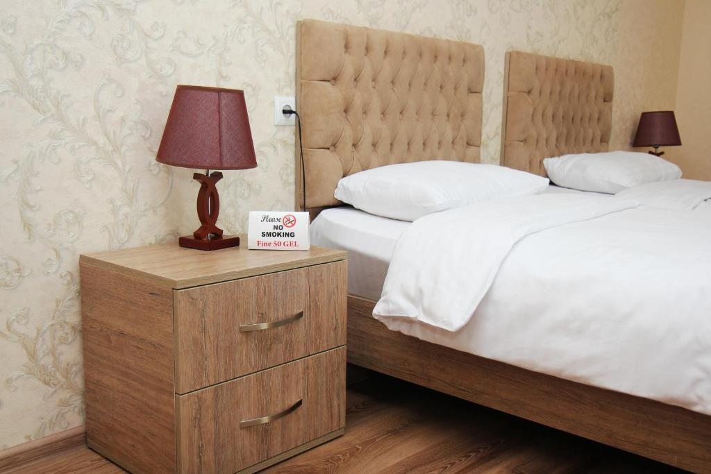 Двухместный (Стандартный двухместный номер с 1 кроватью или 2 отдельными кроватями) отеля Hotel Dany, Тбилиси