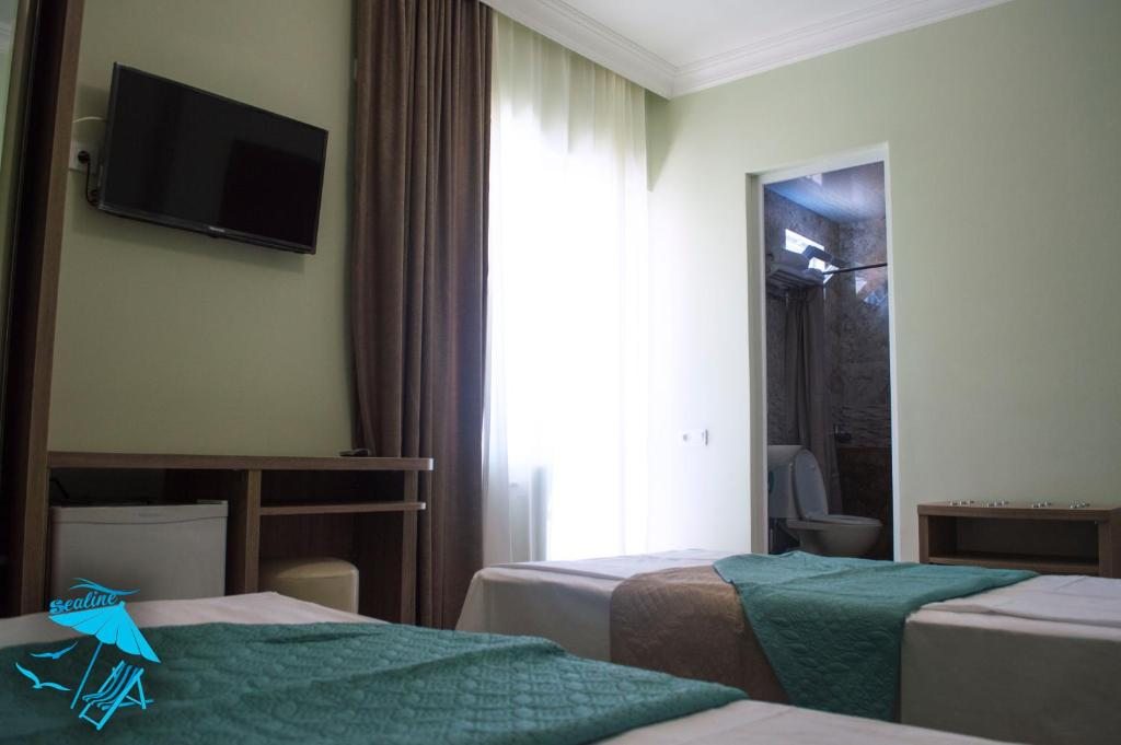 Двухместный (Двухместный номер с 1 кроватью или 2 отдельными кроватями и балконом, вид на море) отеля Sea-Line, Шекветили