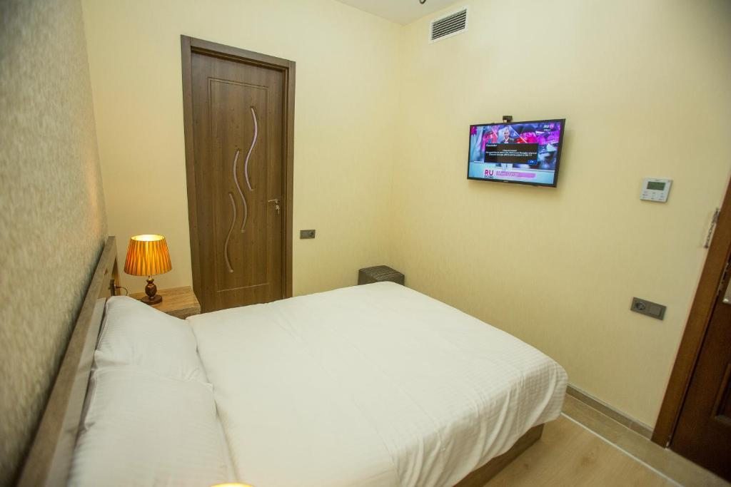 Двухместный (Двухместный номер эконом-класса с 1 кроватью) отеля Ire Palace, Батуми