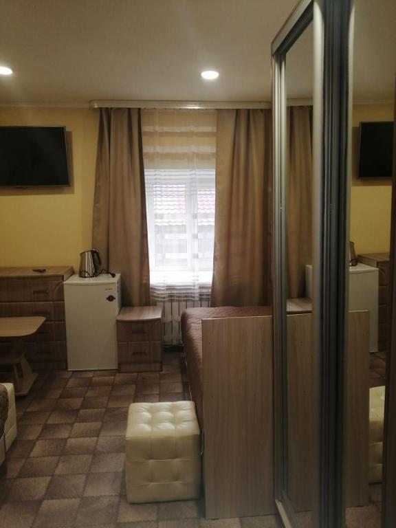 Двухместный (Бюджетный двухместный номер с 2 отдельными кроватями) гостиницы Волга, Вольск