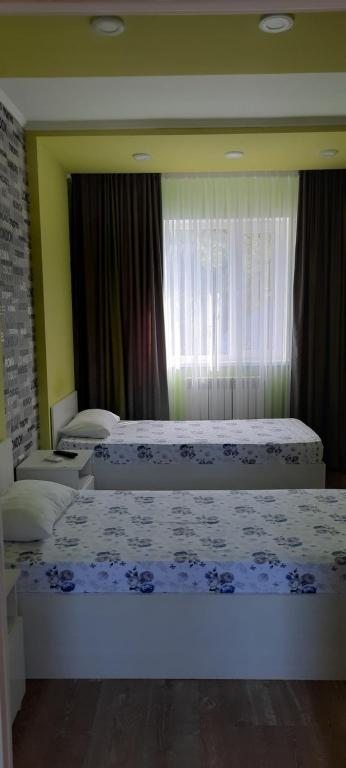 Двухместный (Двухместный номер с 2 двуспальными кроватями) отеля SHANYRAK Гостевой дом, Актобе