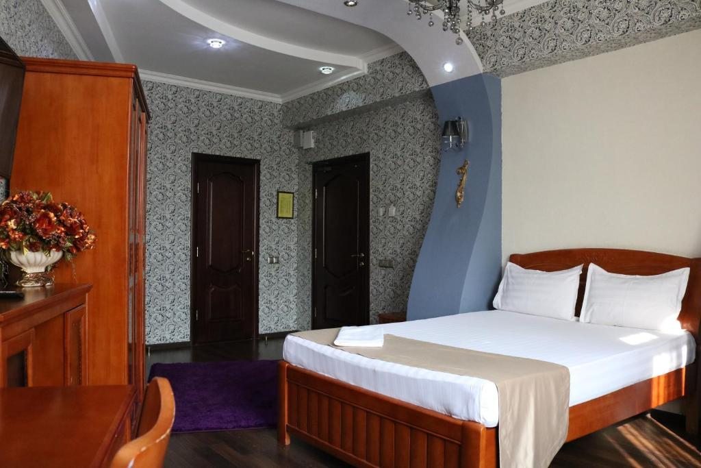 Сьюит (Люкс с 1 спальней) отеля Akzhol Hotel Almaty, Алматы