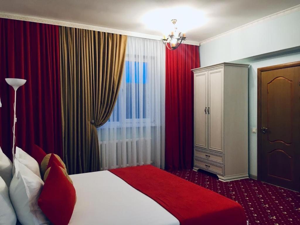 Двухместный (Двухместный номер с 1 кроватью) отеля DAISEZ hotel, Алматы