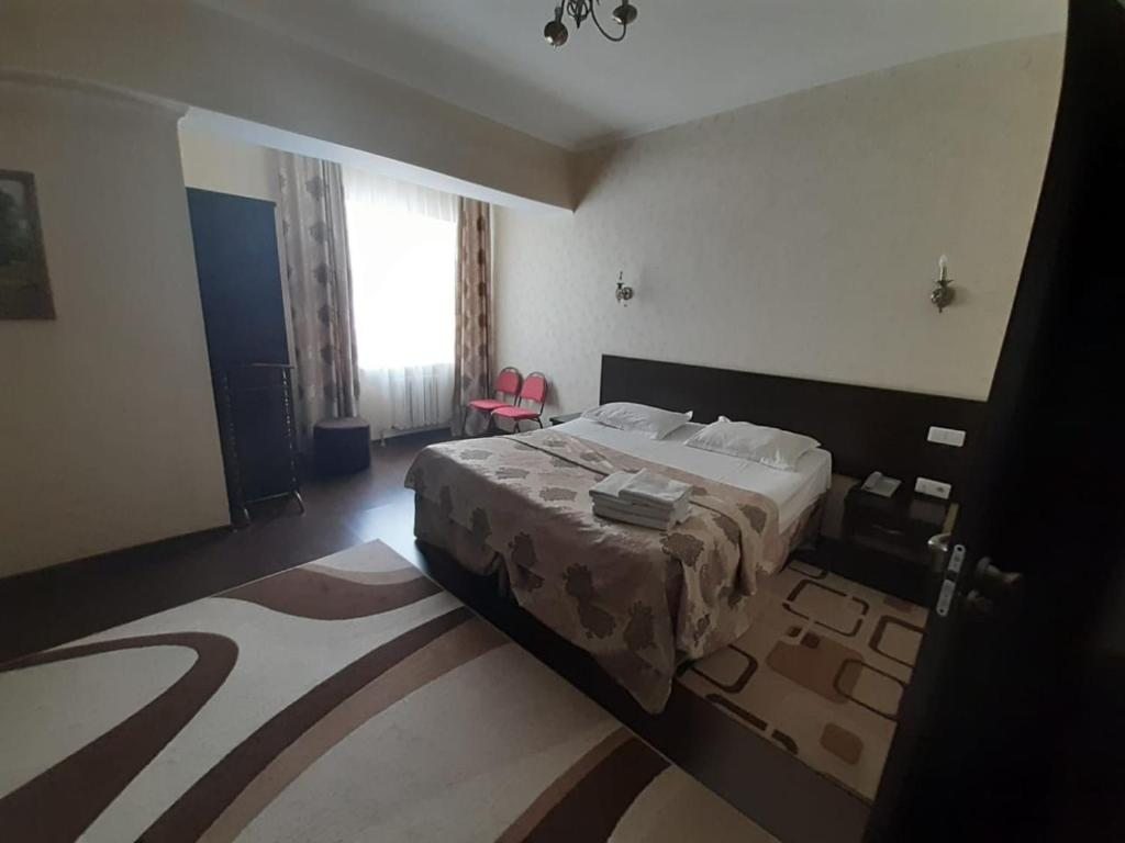 Двухместный (Двухместный номер с 1 кроватью или 2 отдельными кроватями и ванной комнатой) отеля Homehotelastana 9, Астана