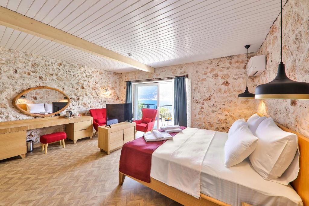 Двухместный (Стандартный номер с кроватью размера «king-size») отеля Atalante Hotel, Анталия
