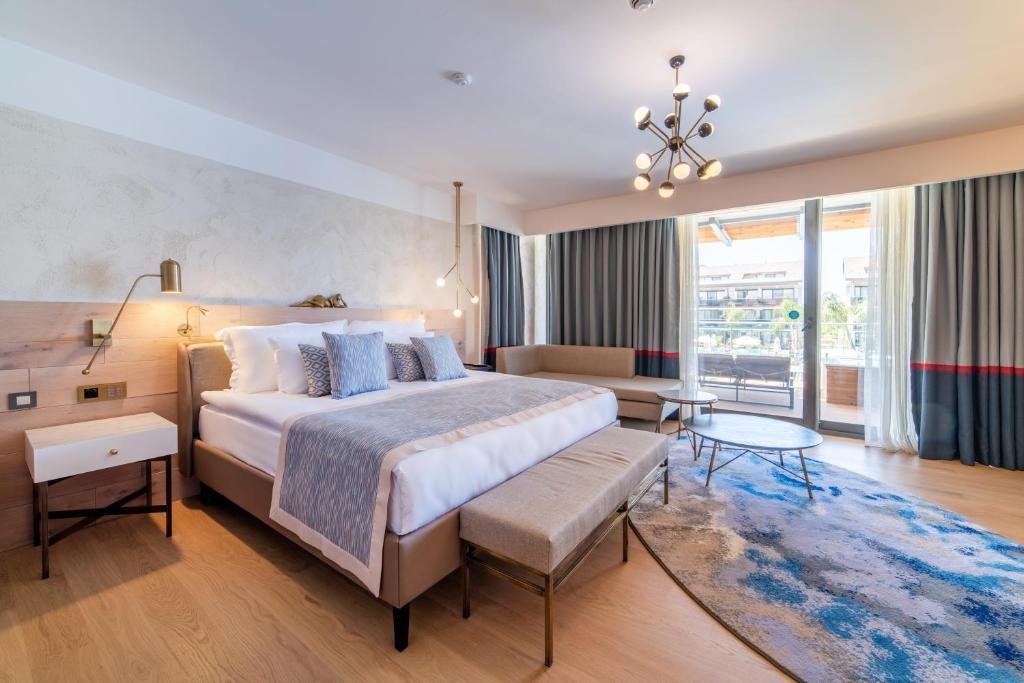 Сьюит (Люкс Lake House с выходом к бассейну), The Residence at TUI SENSATORI Resort Barut Fethiye - Ultra All Inclusive - Adults Only