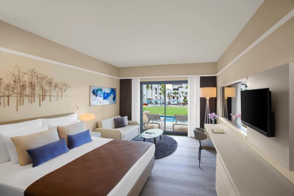 Двухместный (Стандартный номер с выходом к бассейну (только для гостей старше 16 лет)) отеля TUI SENSATORI Resort Barut Fethiye - Ultra All Inclusive, Фетхие