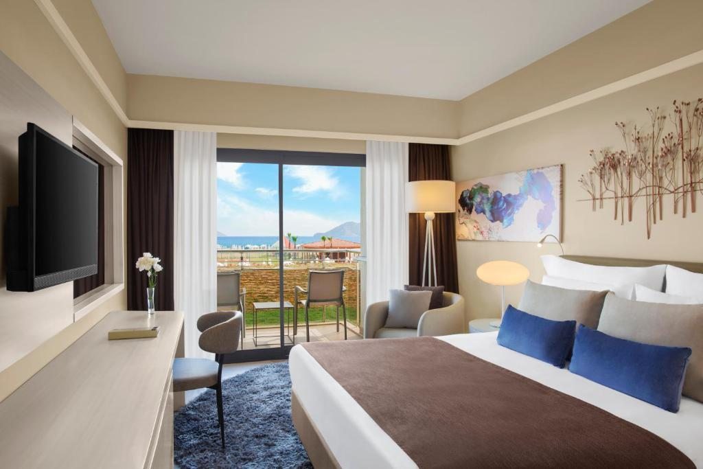 Сьюит (Улучшенный семейный номер с выходом к бассейну), TUI SENSATORI Resort Barut Fethiye - Ultra All Inclusive