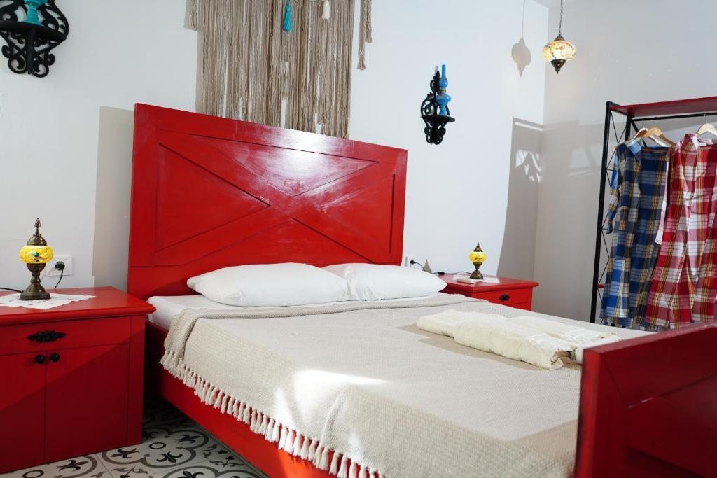 Двухместный (Номер Делюкс с кроватью размера «queen-size») отеля MEHMET ARİF BEY BOUTIQUE HOTEL, Анталия