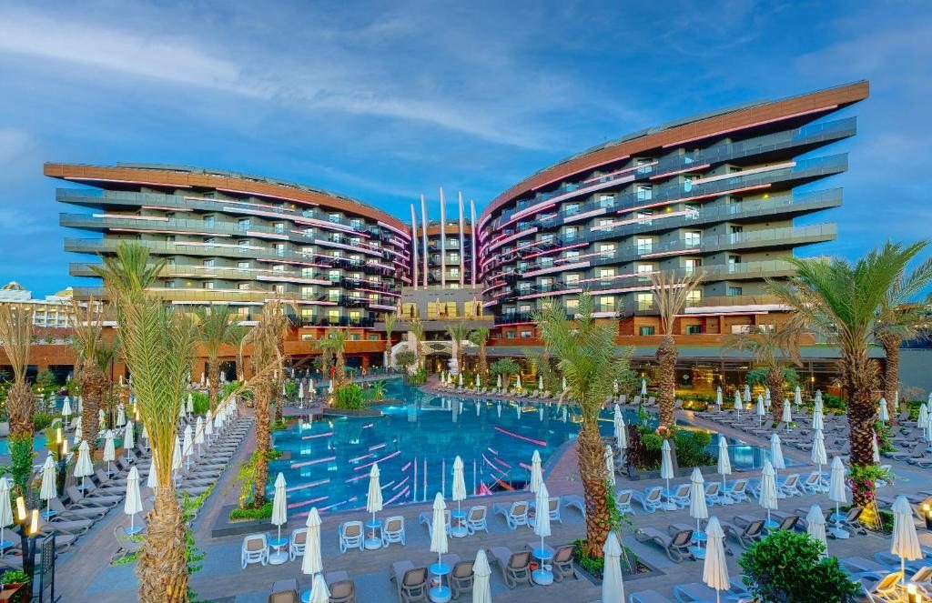 Kirman Calyptus Resort & SPA, Сиде
