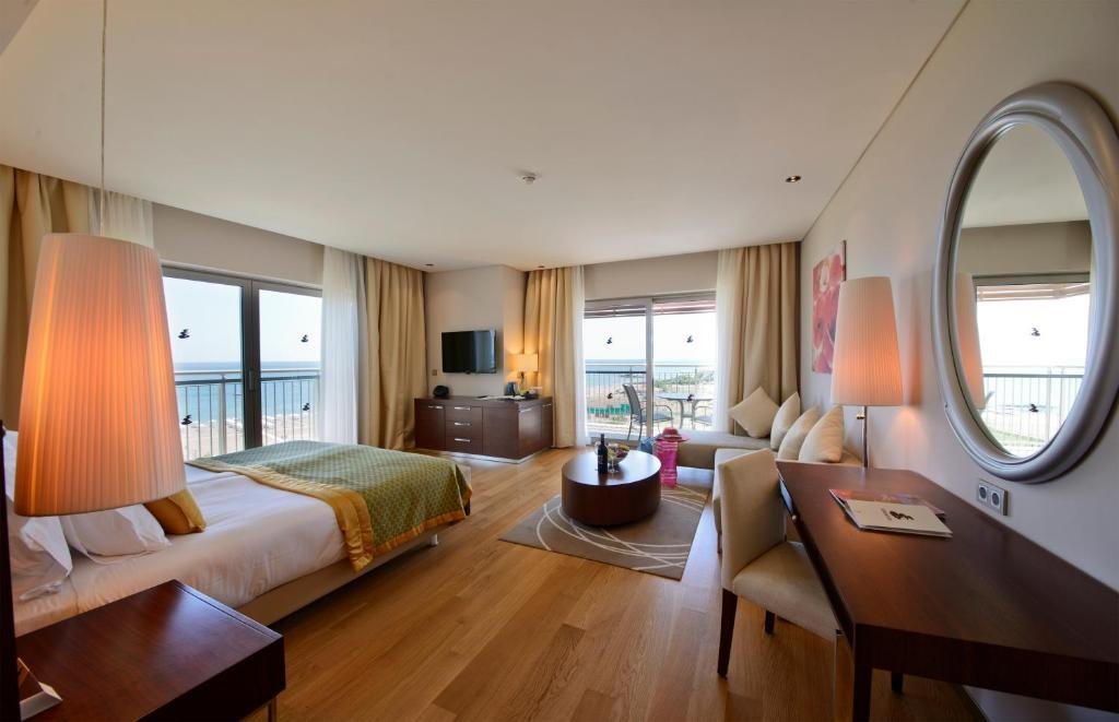 Сьюит (Угловой люкс с видом на море) отеля TUI SENSATORI Resort Barut Sorgun - Ultra All Inclusive, Сиде