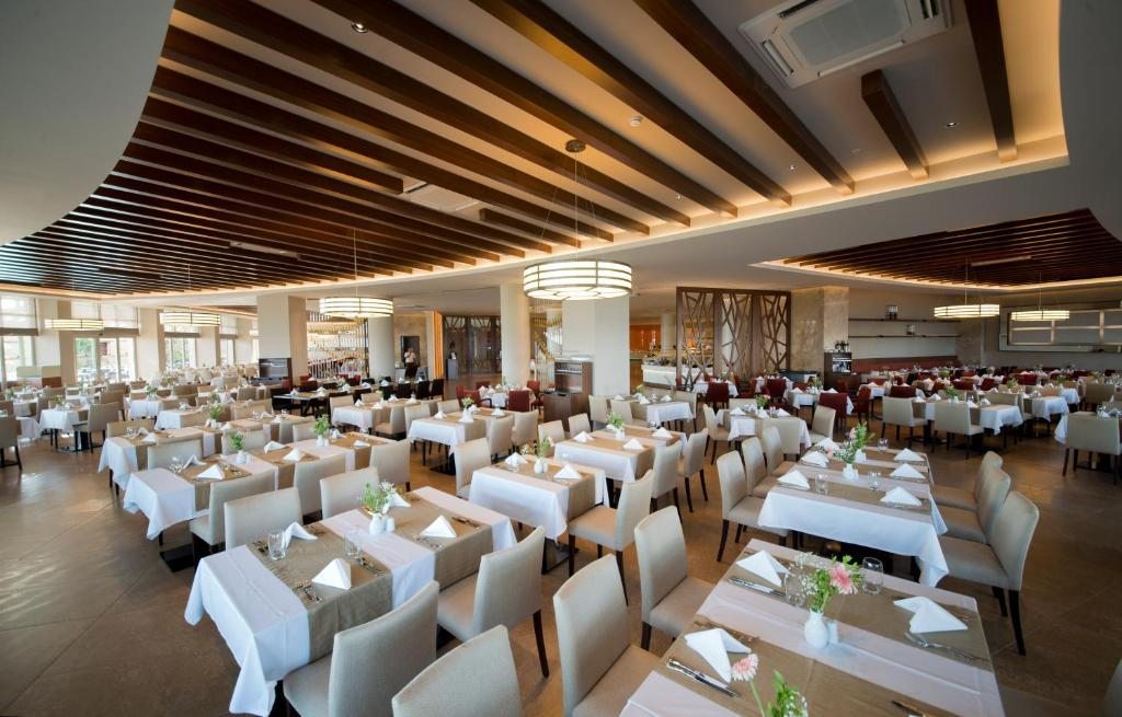 Lusso sorgun 5 отзывы. Barut Sorgun Sensatori 5 Сиде. Туи Сенсатори Барут Соргун Сиде. Blue Sensatori Barut Sorgun 5*. Sorgun Akadia Luxury 5 Турция Сиде
