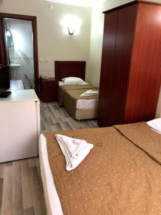 Двухместный (Стандартный двухместный номер с 1 кроватью) отеля EMOS HOTEL, Стамбул