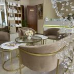 Салон красоты, Гостиница Анфиса