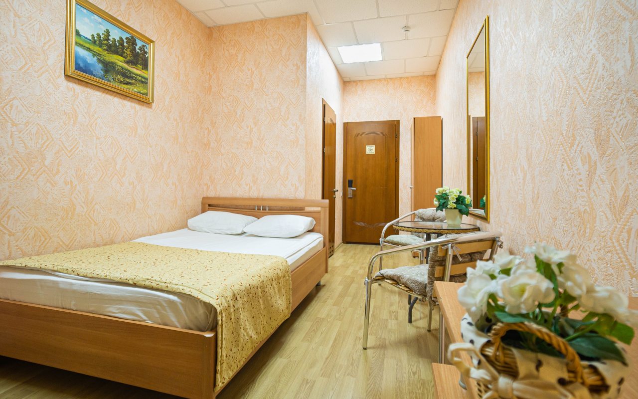 Двухместный номер с балконом и своим санузлом, без доп места