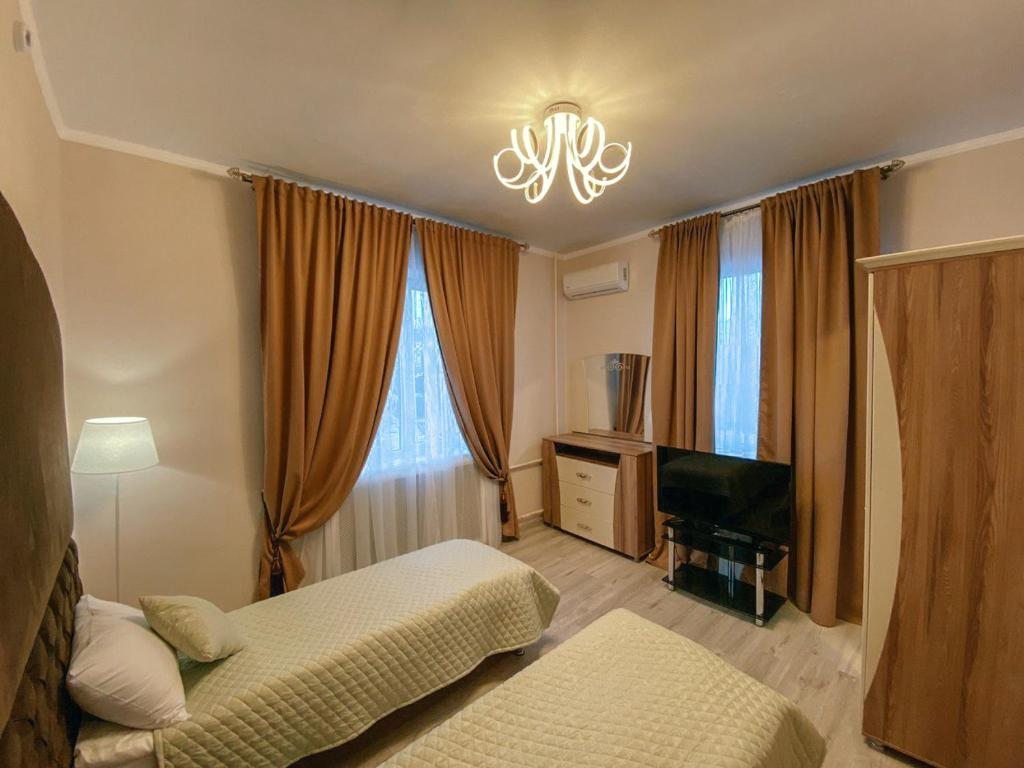 Двухместный (Бюджетный двухместный номер с 2 отдельными кроватями) гостевого дома VPUTI, Ставрополь