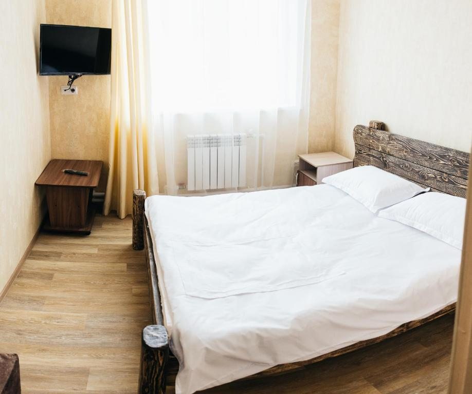 Двухместный (Бюджетный двухместный номер с 1 кроватью) гостиницы Таёжный привал, Шерегеш