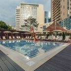 Открытый плавательный бассейн, Отель Mercure Sochi Center