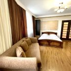 Апартаменты (Апартаменты 82), Апартаменты Flats-Line