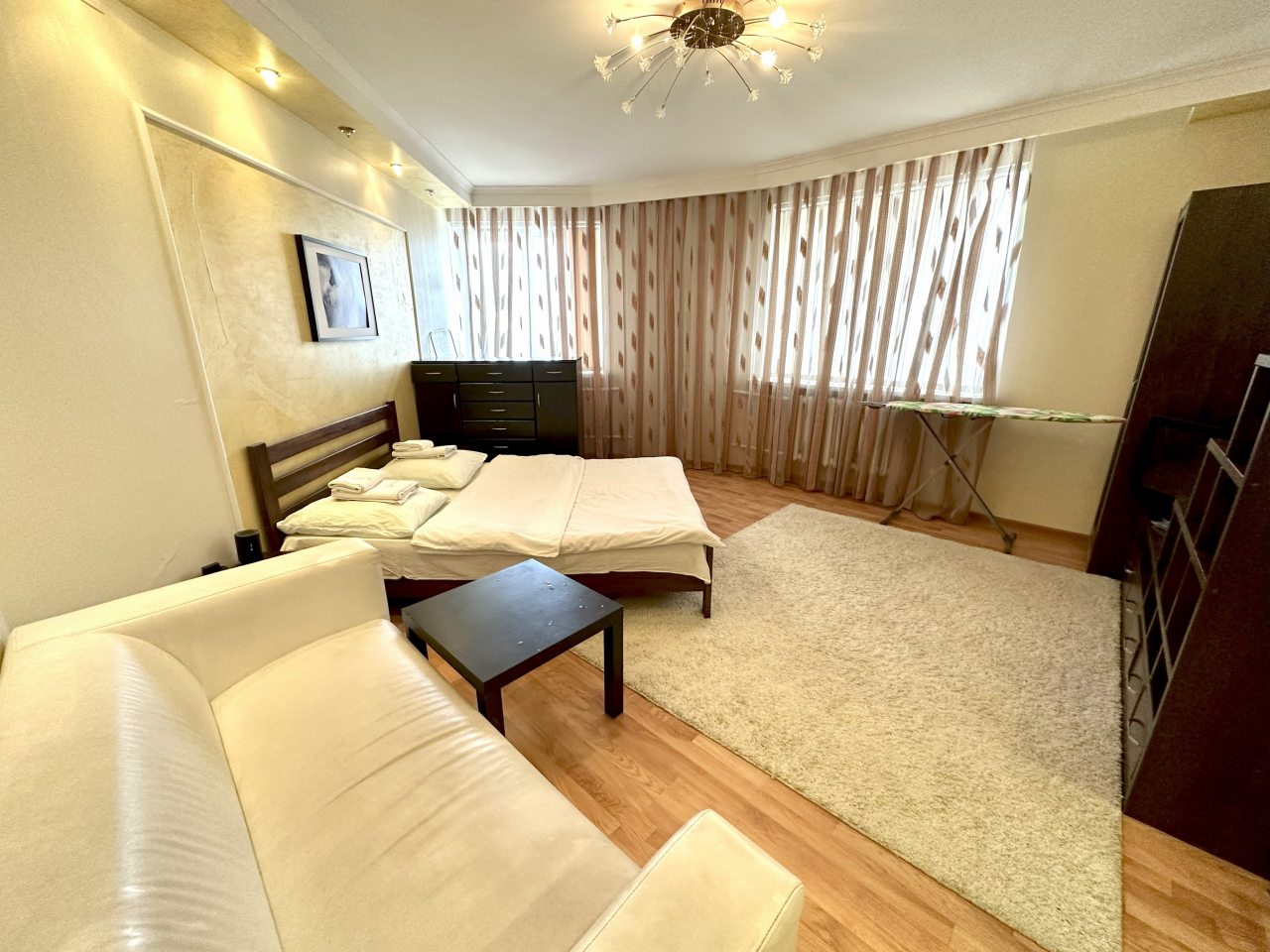 Апартаменты (Апартаменты 90), Апартаменты Flats-Line