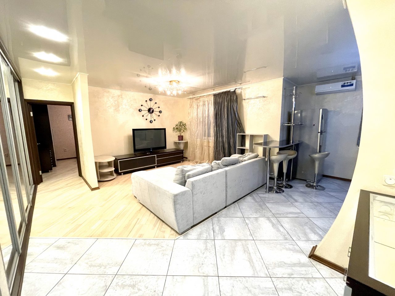Апартаменты (Апартаменты 42), Апартаменты Flats-Line