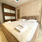 Апартаменты (Апартаменты 320), Апартаменты Flats-Line