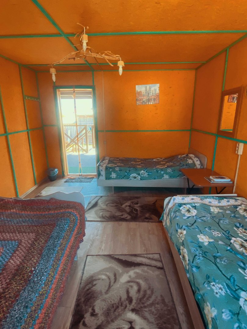 Четырехместный (С общей ванной комнатой) гостевого дома Altay Sun, Чемал