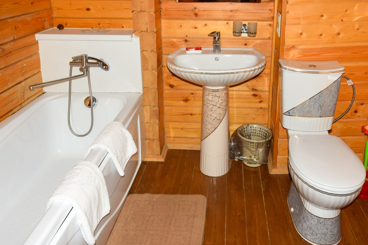 Комфортная трёхместная комната с видом на горы