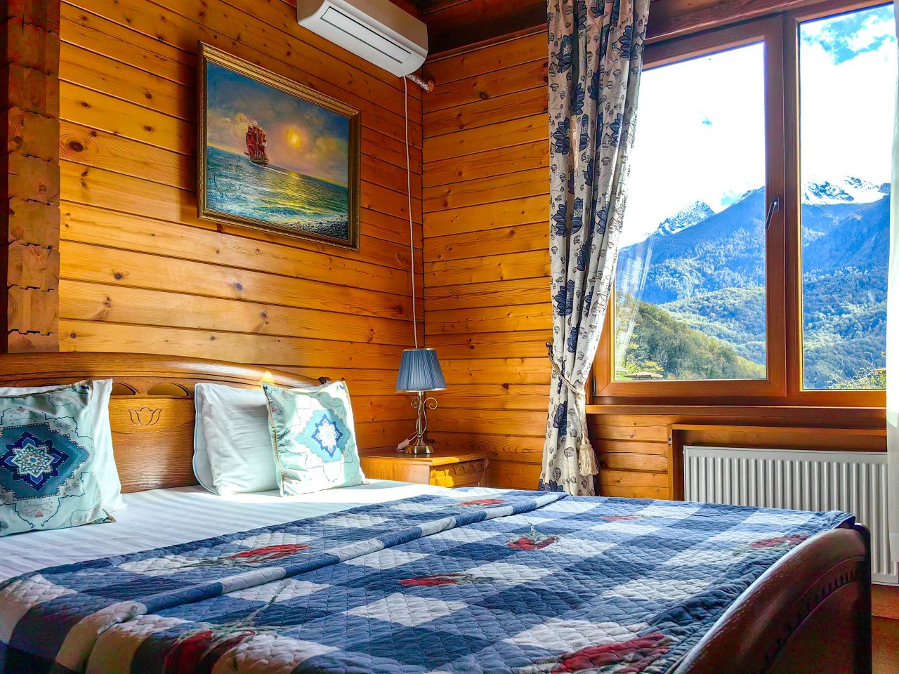 Комната «Делюкс» с прямым видом на горы